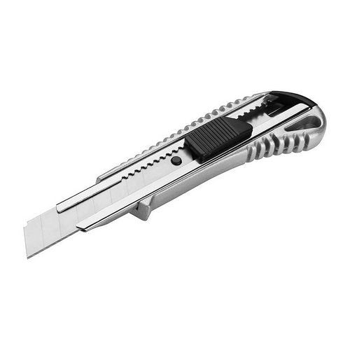 CUTTER DA 18 MM IN METALLO Misura: 18 mm